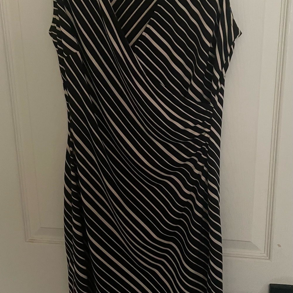 Express Black and White Ruched Asymmetrical Sheath Dress